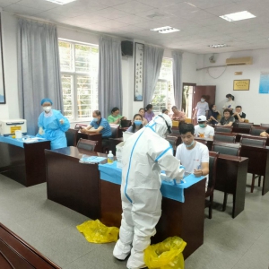 南平电大组织全体教职员工核酸检测  迎接开学